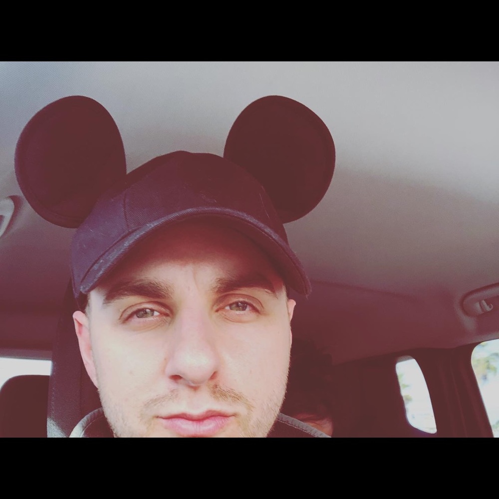 Meet your Posher, Charles